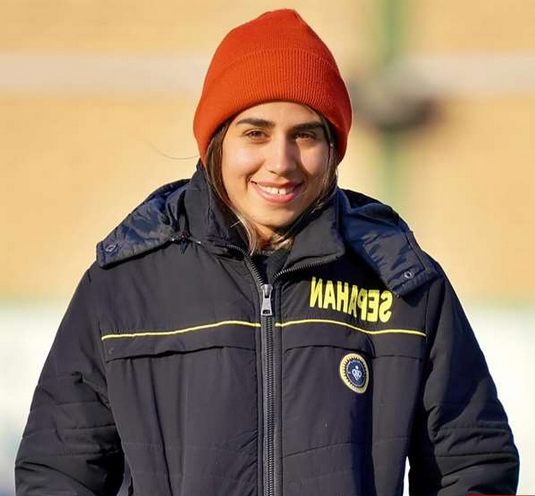 فاطمه عادلی