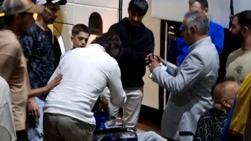 این خداحافظی بوی رفتن می‌دهد؟