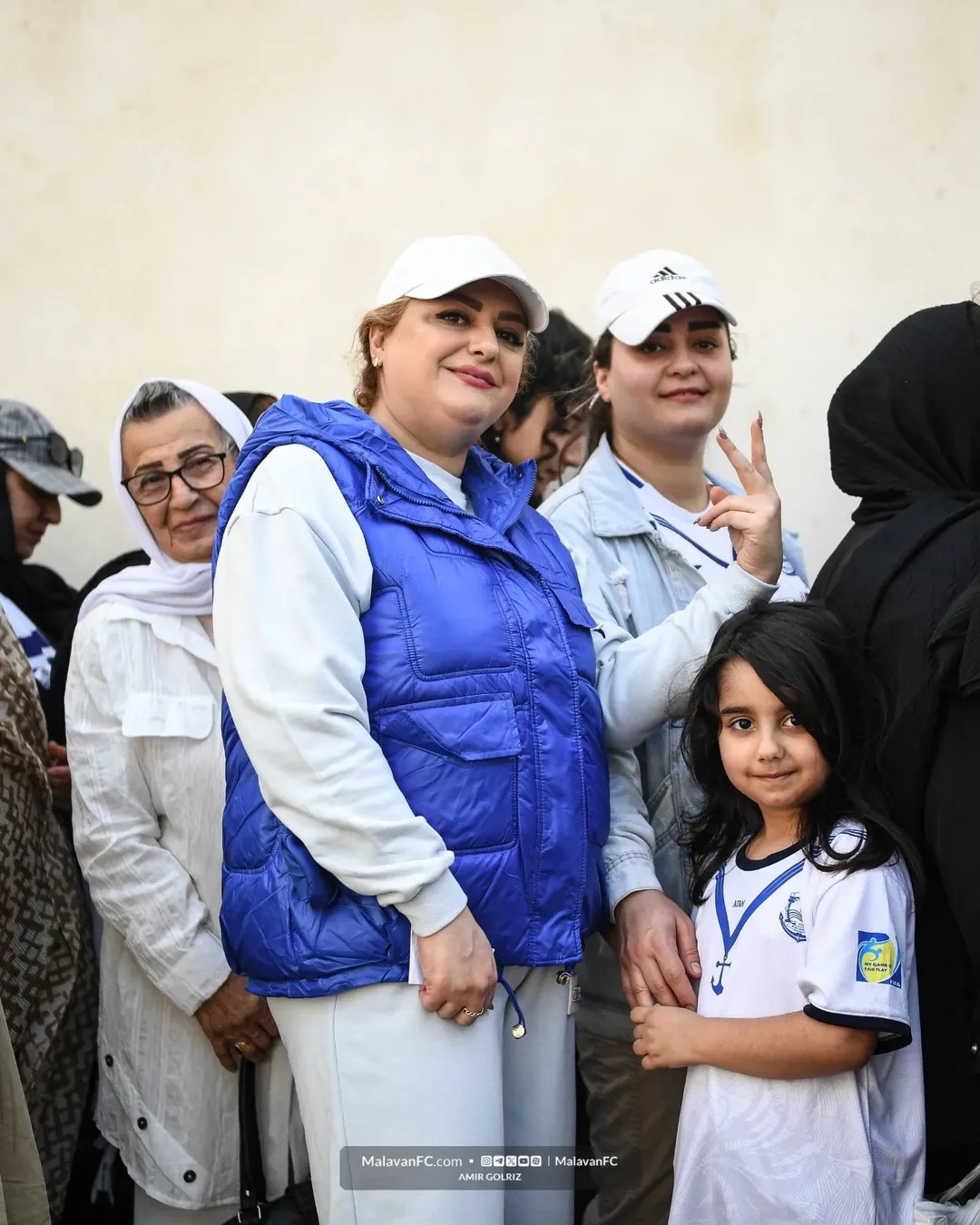 SnapInsta.to_569191126_18084872081486200_1437541491129140550_n_11zon