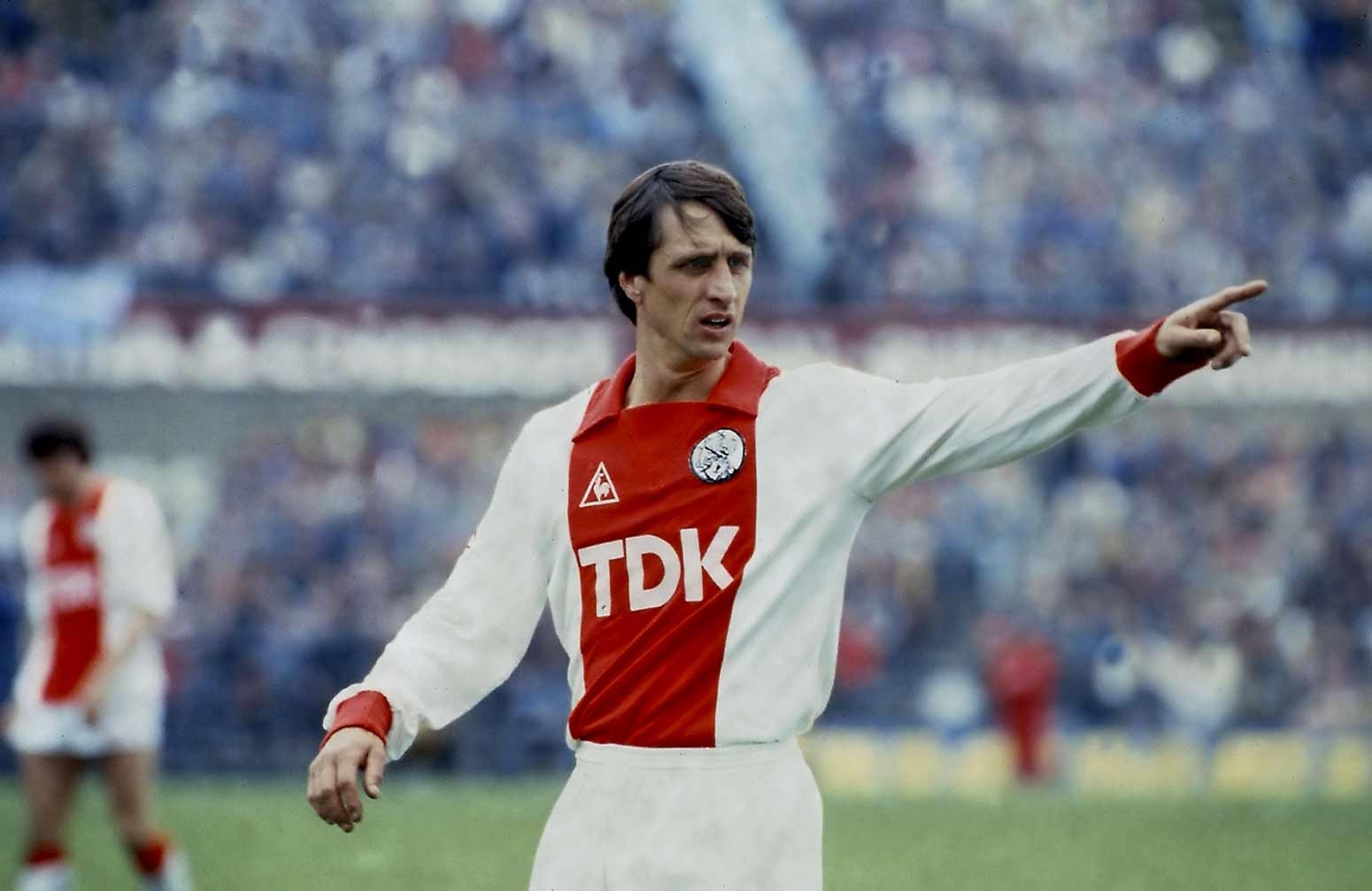 cruyff-stadio-3_11zon