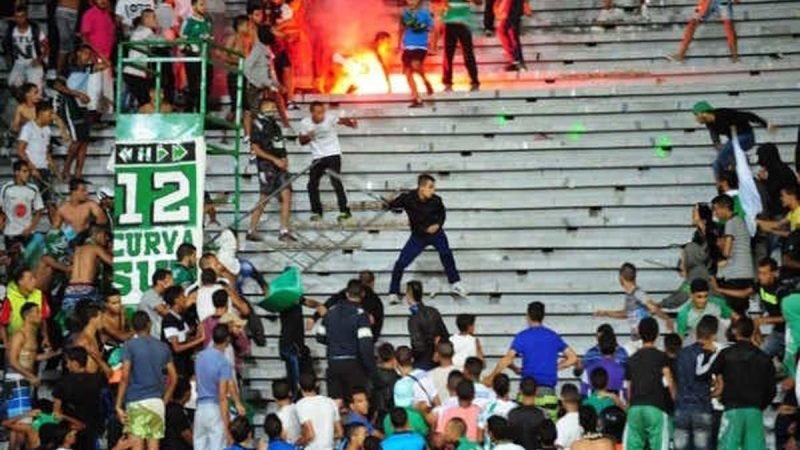 بازداشت 12 نفر از هواداران فوتبال به اتهام درگیری