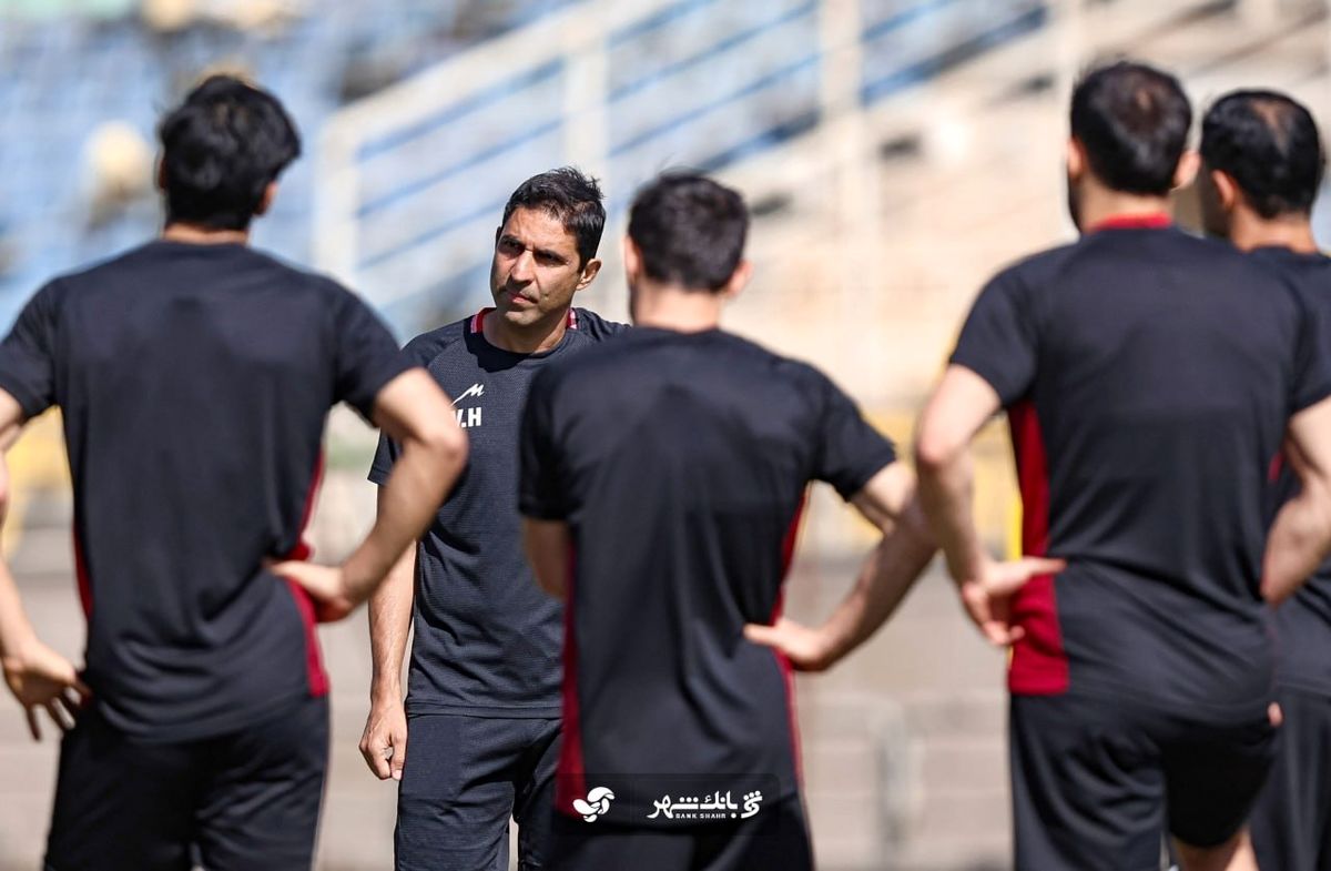 پرسپولیس-ذوب‌آهن؛ آزمون بقا برای وحید هاشمیان