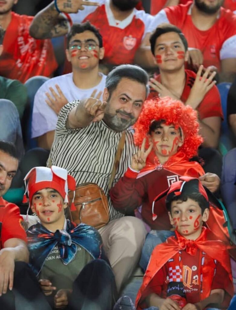 فن پیج | عکسهای ارسالی هواداران پرسپولیس