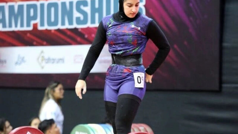 آلما حسینی به مدال برنز وزنه‌برداری جوانان آسیا دست یافت