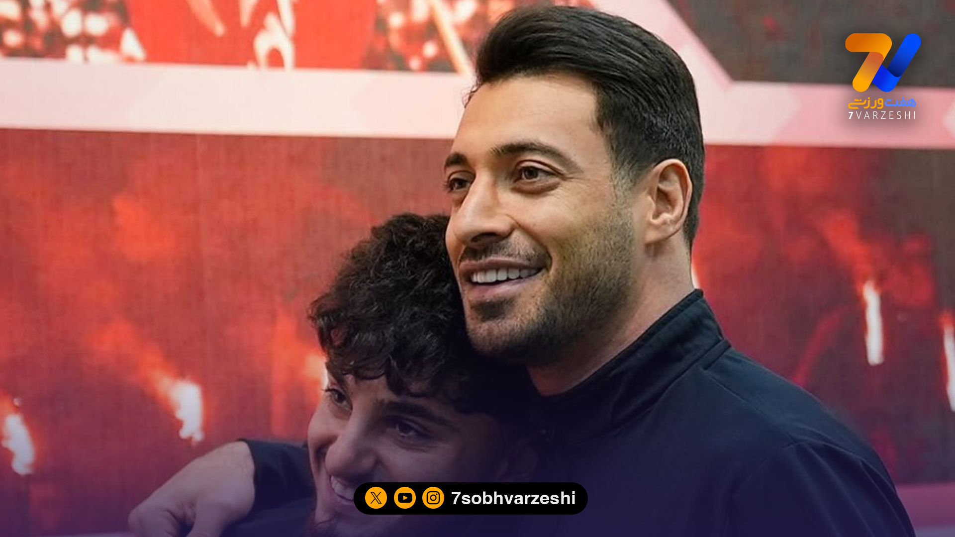 تصاویر ورود کاروان تراکتور به استادیوم بنیان‌دیزل