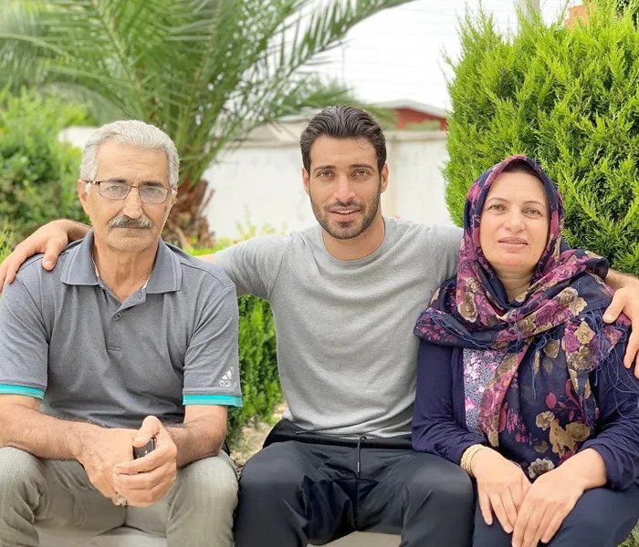 شجاع خلیل زاده