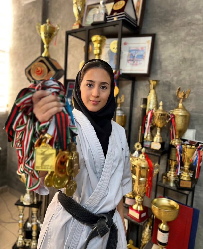 شقایق بختیاری