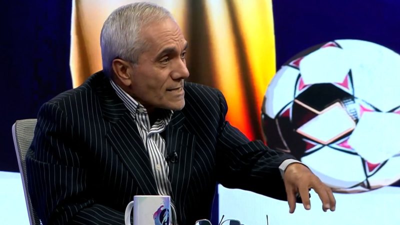 طاهری: چرا بازیکنی هپاتیتی است او را می‌آورید؟