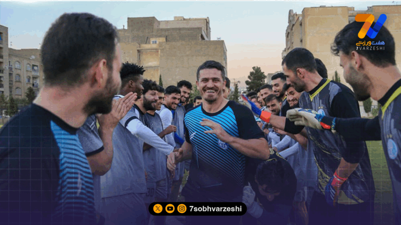 وریا غفوری جمعه روی نیمکت استقلال