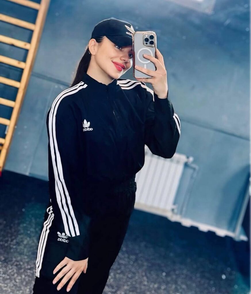 نگین آلتونی