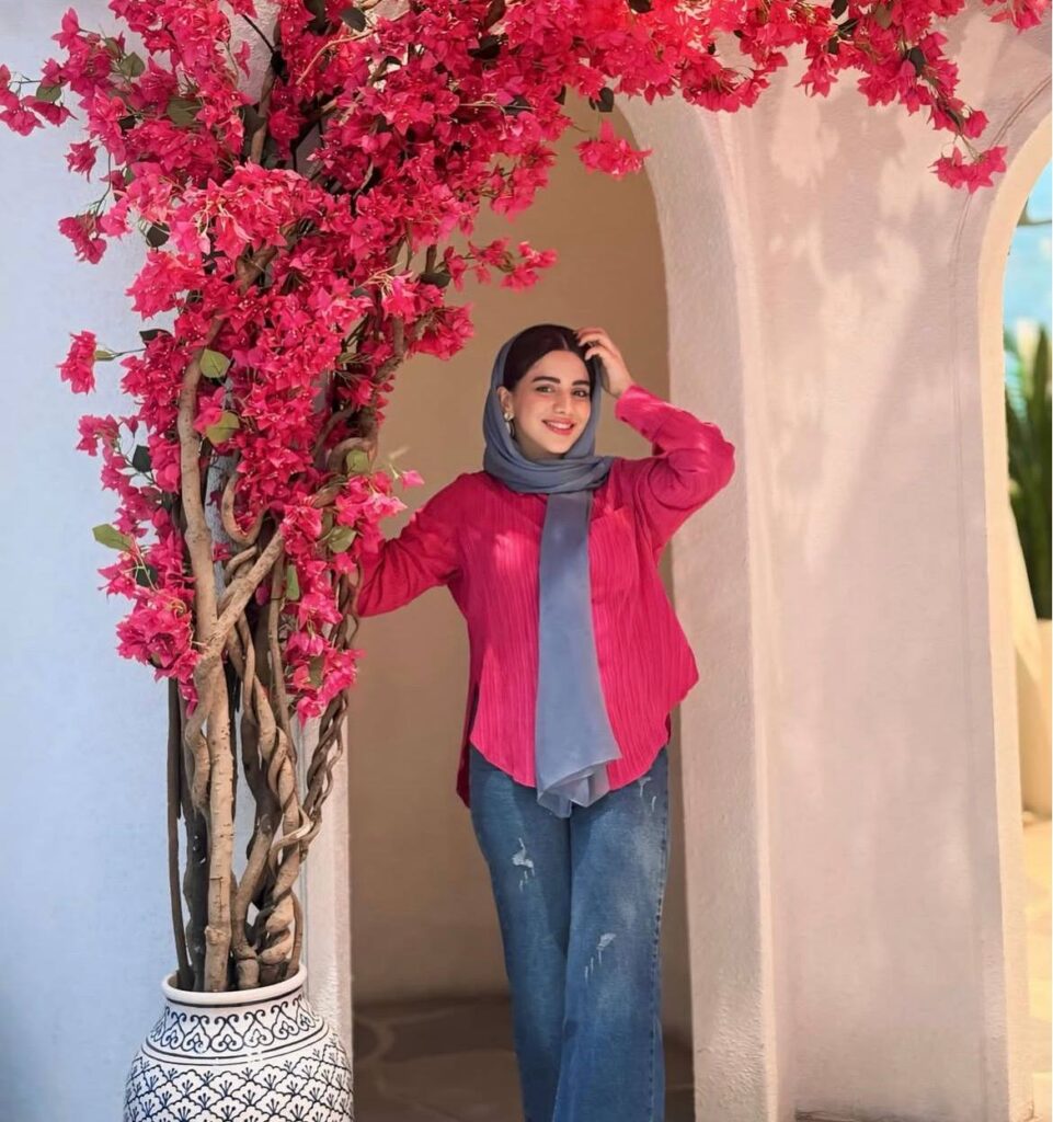 نگین آلتونی