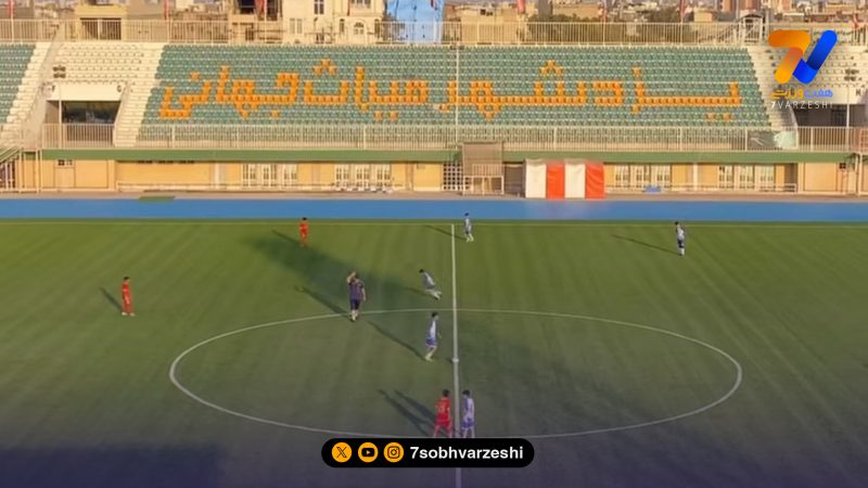 ورزشگاه چادرملو افتتاح شد