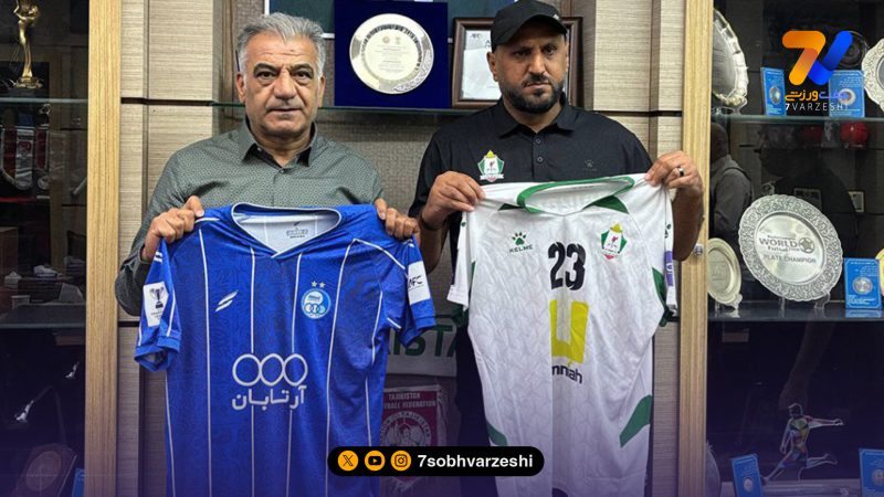 استقلال با رنگ آبی مقابل الوحدات