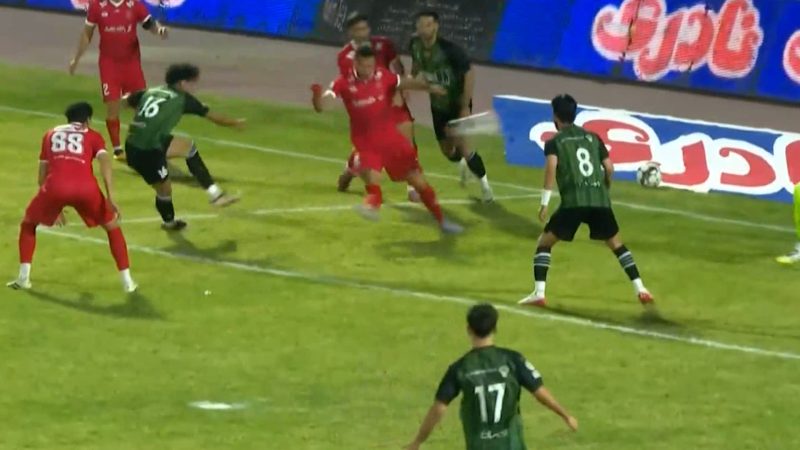 گل دوم خیبر خرم آباد به پرسپولیس توسط عیسی مرادی