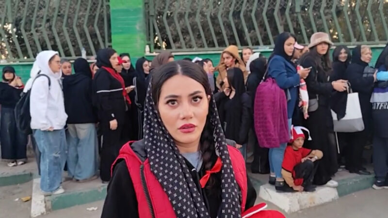 با بلیت یا بدون بلیت؛ هواداران موفق به دیدن بازی پرسپولیس – استقلال خوزستان نشدند