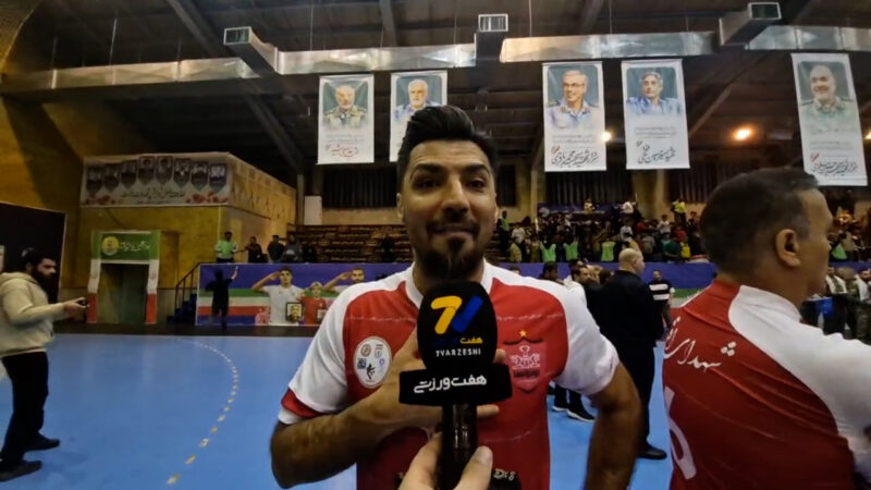 سید صالحی : وحید هم هنرمند است هم فوتبالیست