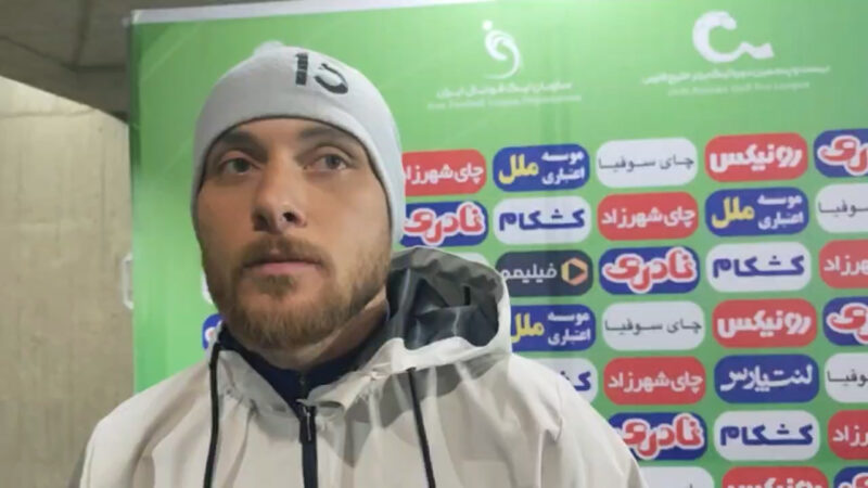 وحید رحیمی، کاپیتان پادیاب: قبل از پنالتی به آسانی گفتم گل نمی‌شود، بعدش پیراهنش را داد 