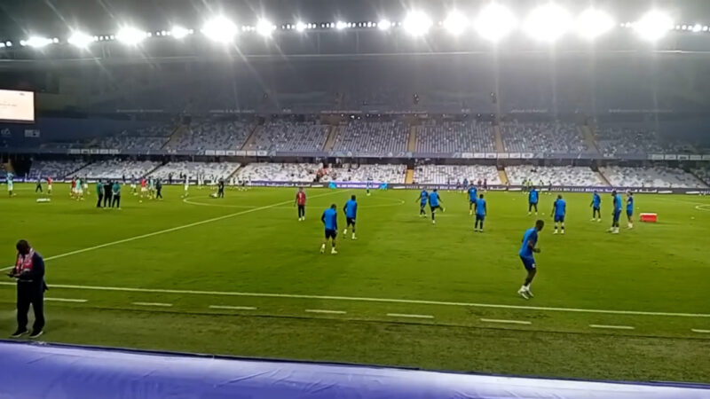 تصاویر اختصاصی هفت ورزشی از ورزشگاه بن زاید العین؛ ایرانی ها حامی تیم ملی حتی در امارات 