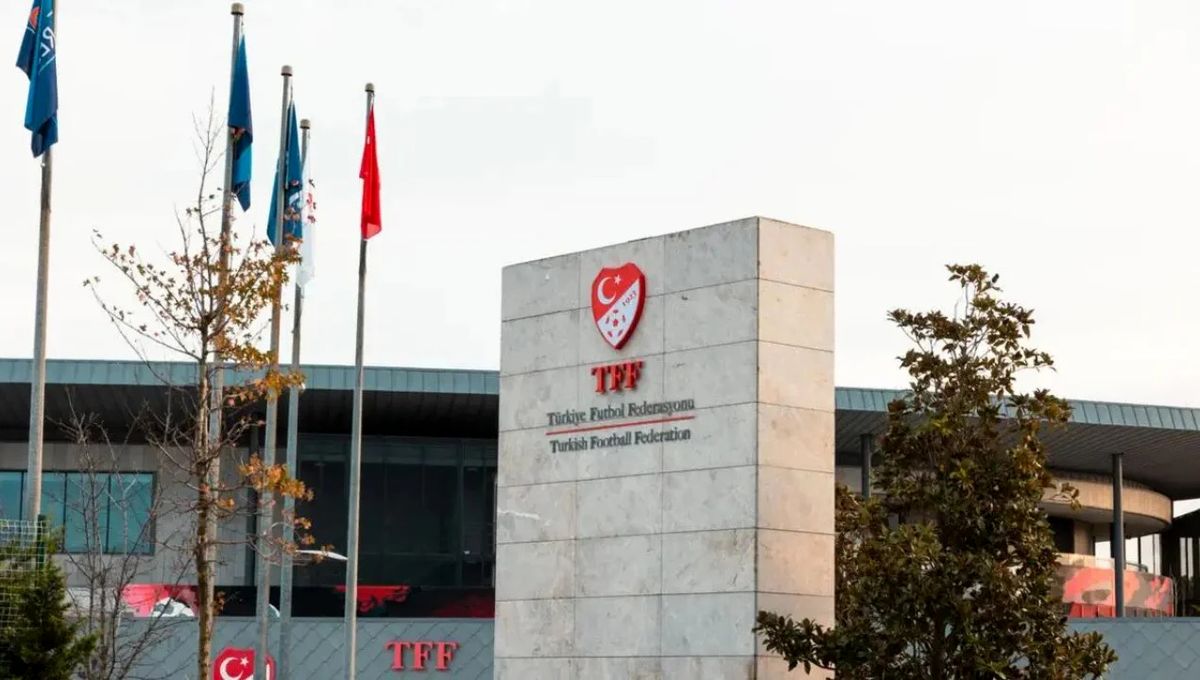 احضار ۶۰۰ فوتبالیست برای بازجویی