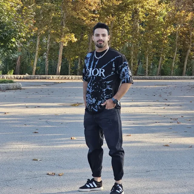 علیرضا معینی