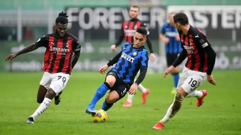 دربی دلا مادونینا: نبرد اینتر و میلان در سری آ 