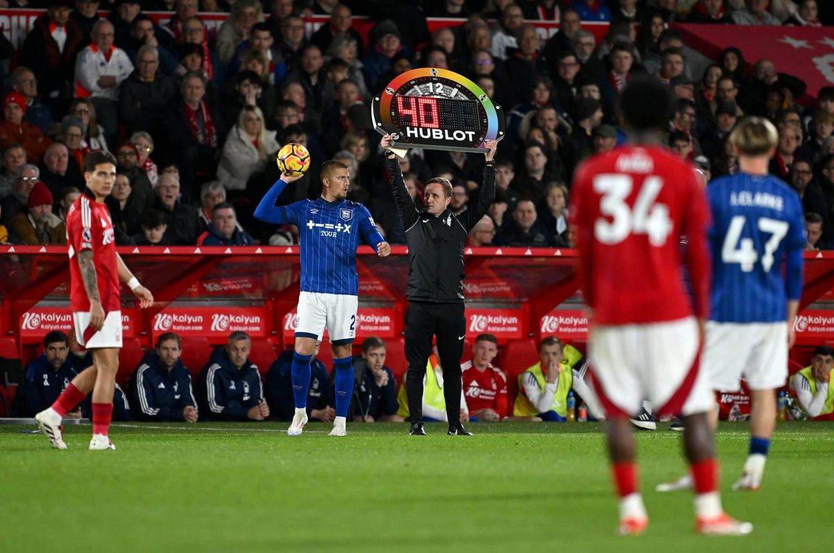 چرا قانون پنج تعویض به نفع فوتبال نبوده است