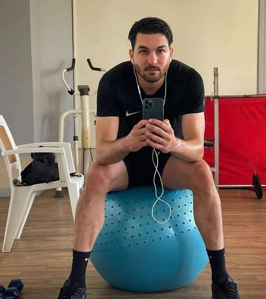 علیرضا حقیقی