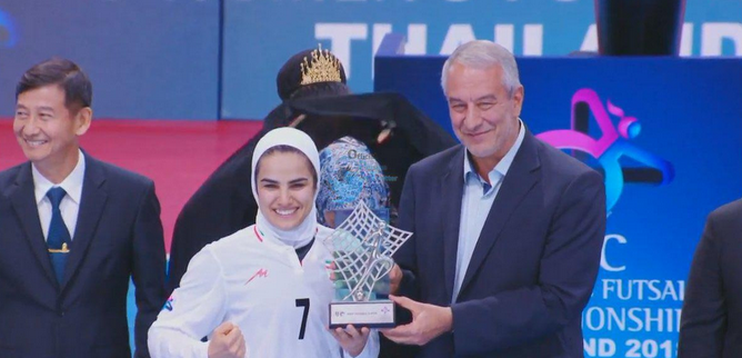 فرشته کریمی