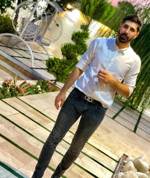 شبنم علیخانی