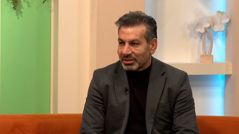 محمد مومنی: امشب اگر استقلال تیم باشد الوصل را شکست می‌دهد