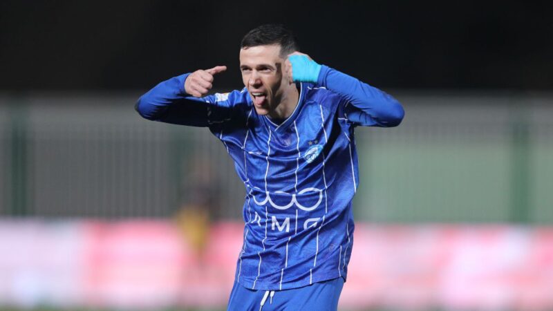 رئیس هیات فوتبال استان اردبیل: حق استقلال برد نبود/ داور VAR بازی را درآورد