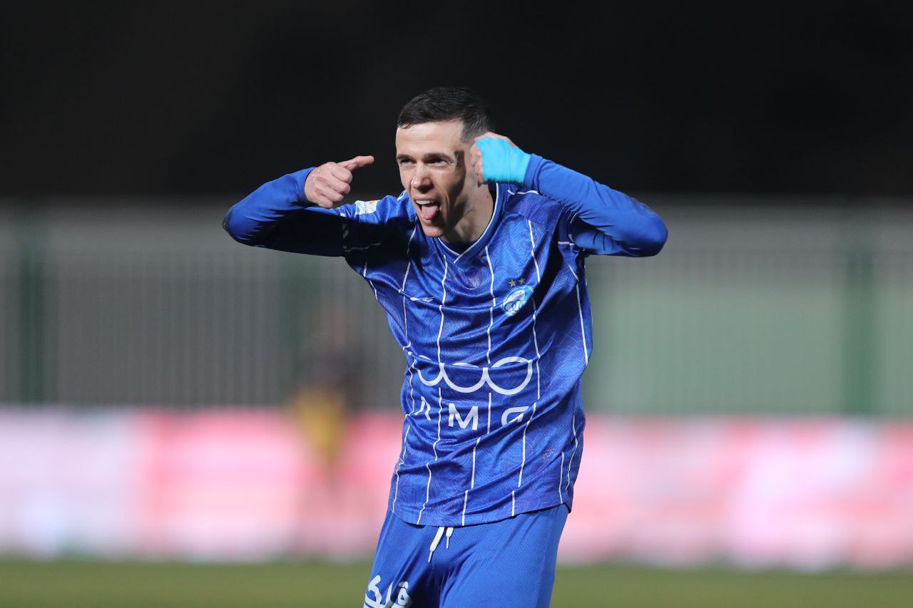 رئیس هیات فوتبال استان اردبیل: حق استقلال برد نبود/ داور VAR بازی را درآورد