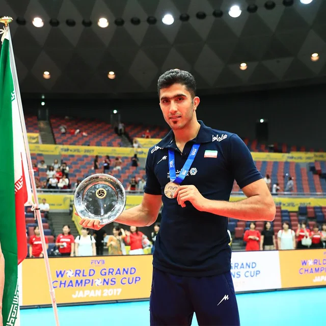 مجتبی میرزاجانپور و نیلوفر ابراهیمی