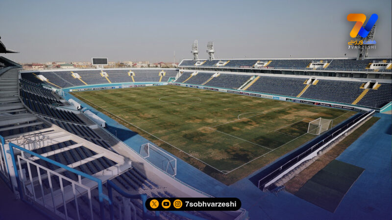 تراکتور از چمن ورزشگاه رقیب هم شانس نیاورد! +تصاویر