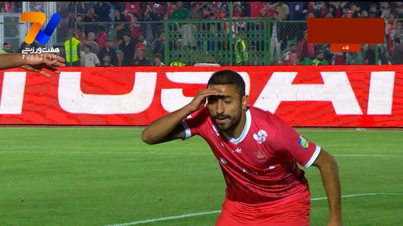 گل سوم پرسپولیس به استقلال خوزستان توسط کاظمیان