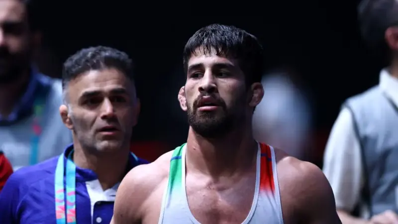 یونس امامی با پیروزی برابر حریف قزاقستانی به فینال رسید 