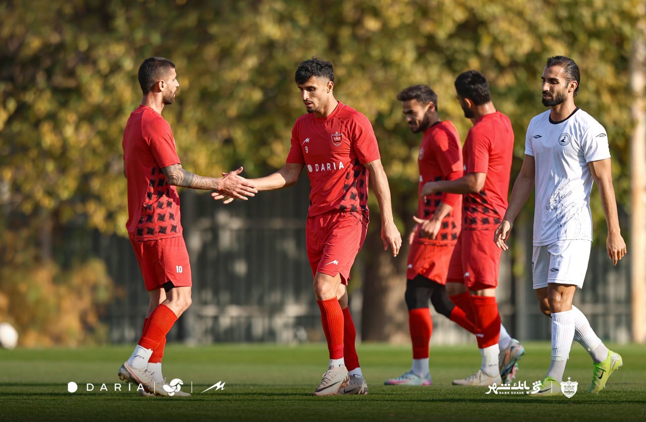 سروش، علیپور و اورونوف ستاره‌های روز بازی + عکس