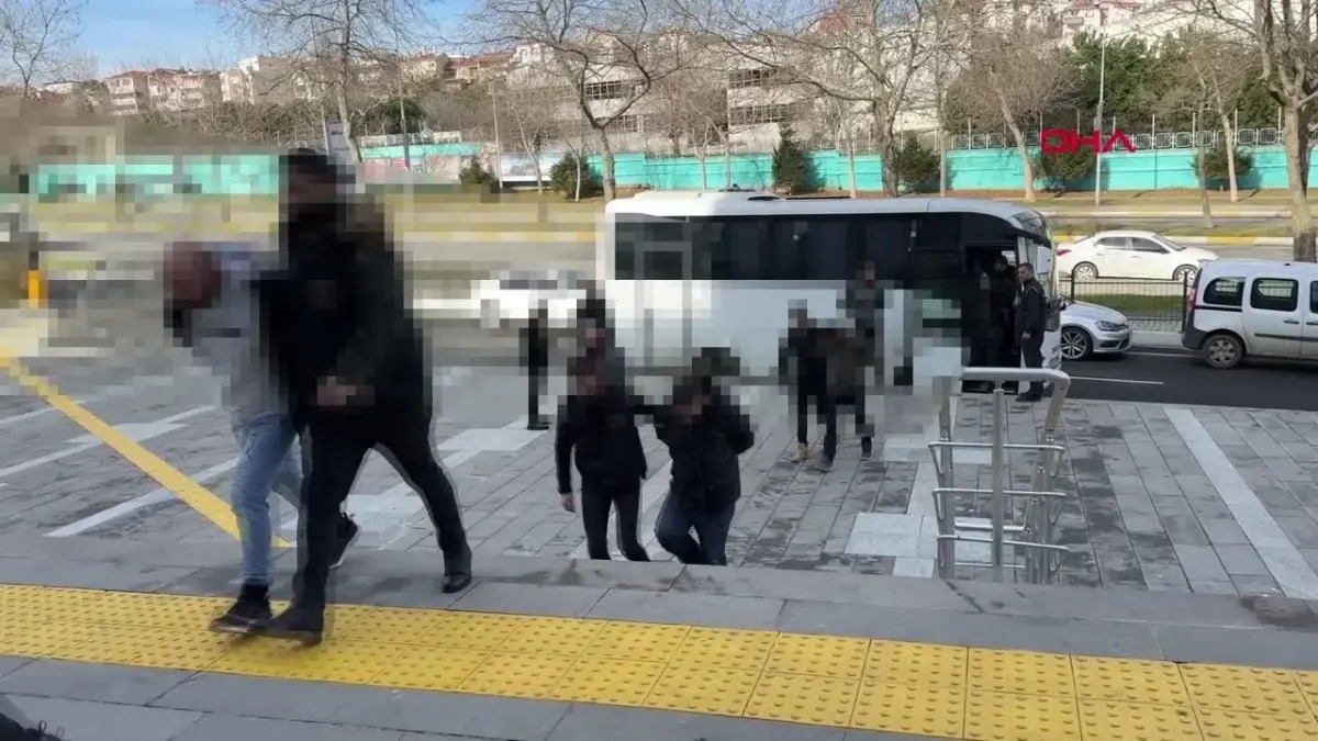 supheliler-adliyeye-sevk-edildi-4-16817297_amp_11zon