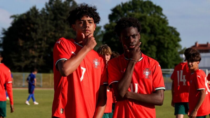 پسر رونالدو شبیه ستاره‌ها؛ تکل تماشایی کریستیانو  جونیور