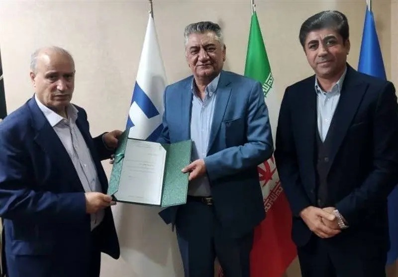 نارضایتی جامعه فوتبال و جامعه داوری از اسماعیل صفیری