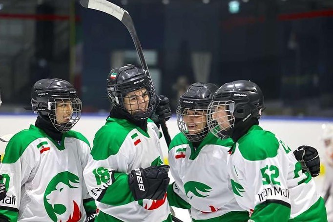 اعظمالسادات سنایی