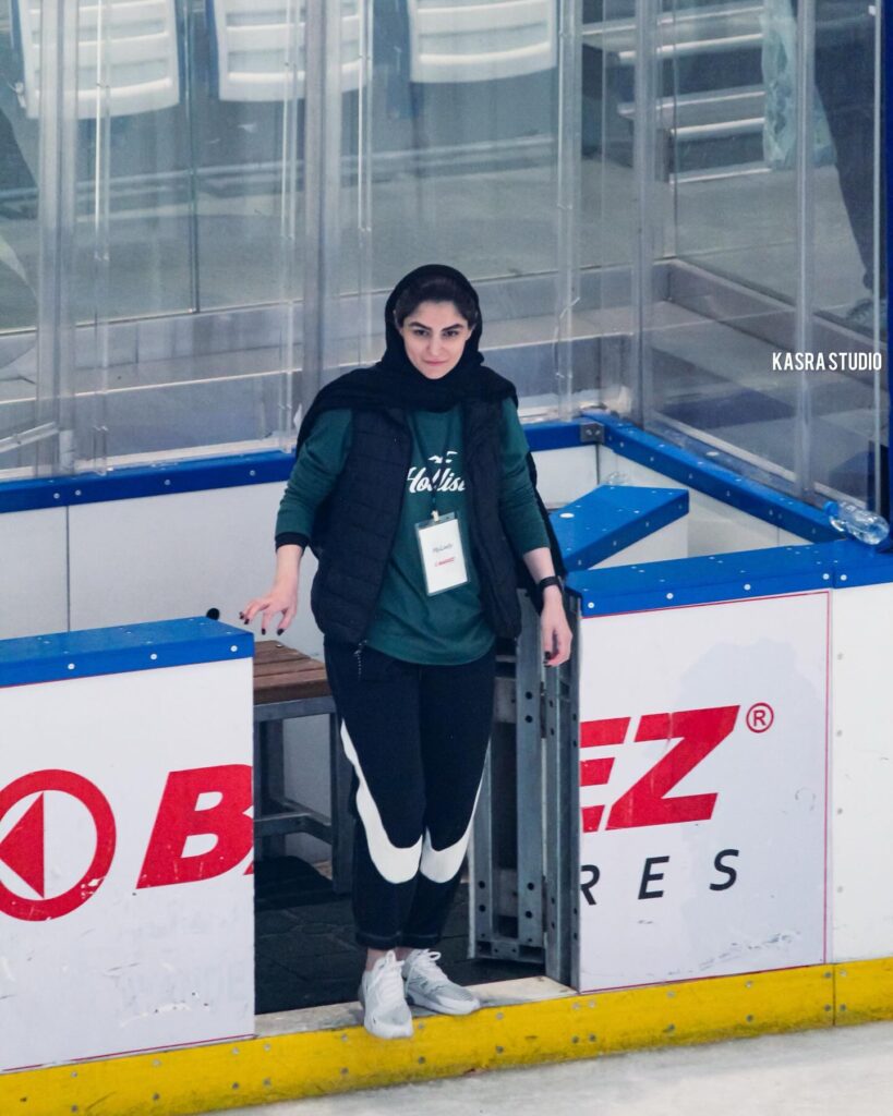 اعظمالسادات سنایی