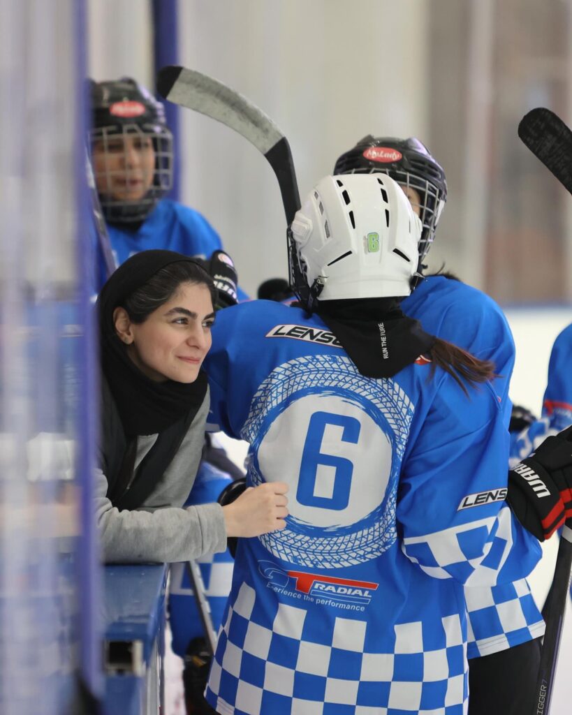 اعظمالسادات سنایی