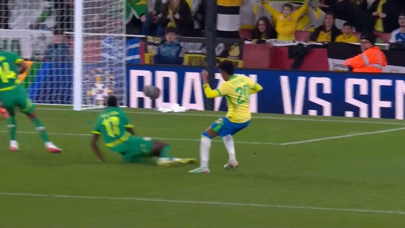 گل اول برزیل به سنگال توسط استوائو