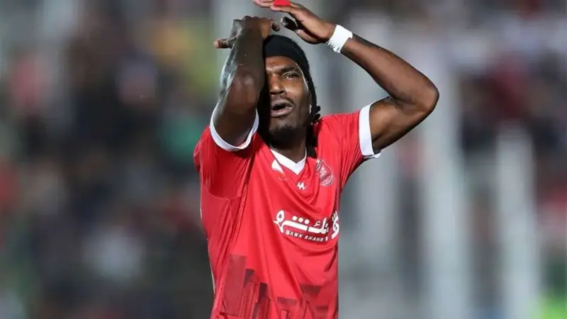 بیفوما: کار با هاشمیان سخت بود/ حالا فوتبال واقعی‌ام را بازی می‌کنم