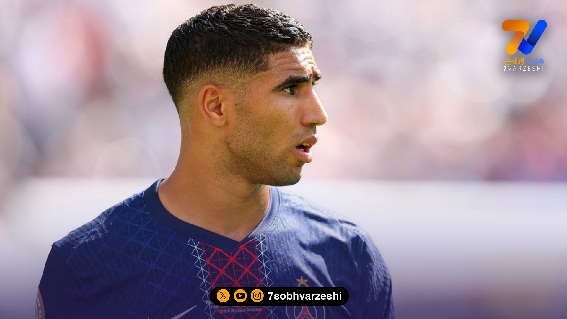 ورود سینمایی حکیمی به مراسم مرد سال آفریقا، با اسکوتر و لباس سنتی مراکشی! +عکس