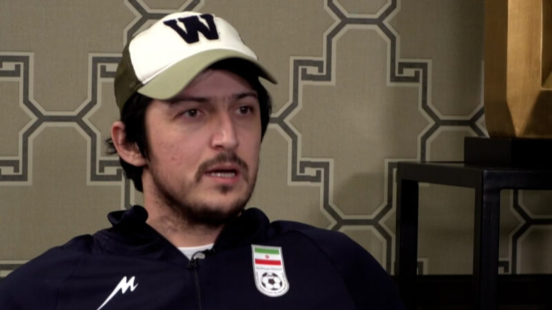 حمایت آزمون از کسری طاهری: باید قدر خودش را بداند