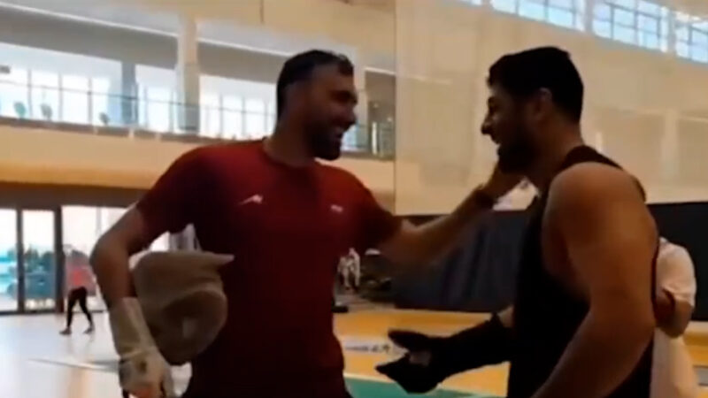 محمدهادی ساروی و علی پاکدامن روی هم شمشیر کشیدند! 