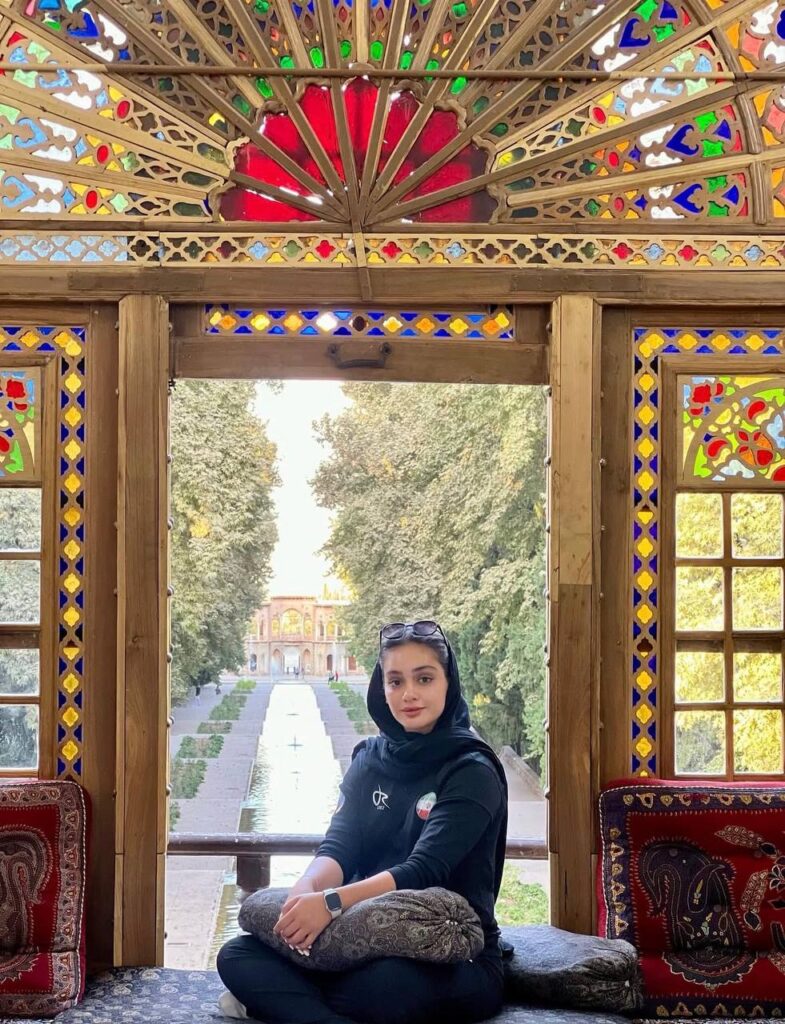 ستایش شجاعی