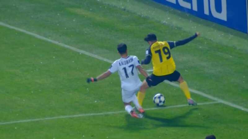 سپاهان از غیبت VAR ضرر کرد؛ یک پنالتی و یک اخراج در اصفهان گم شد!